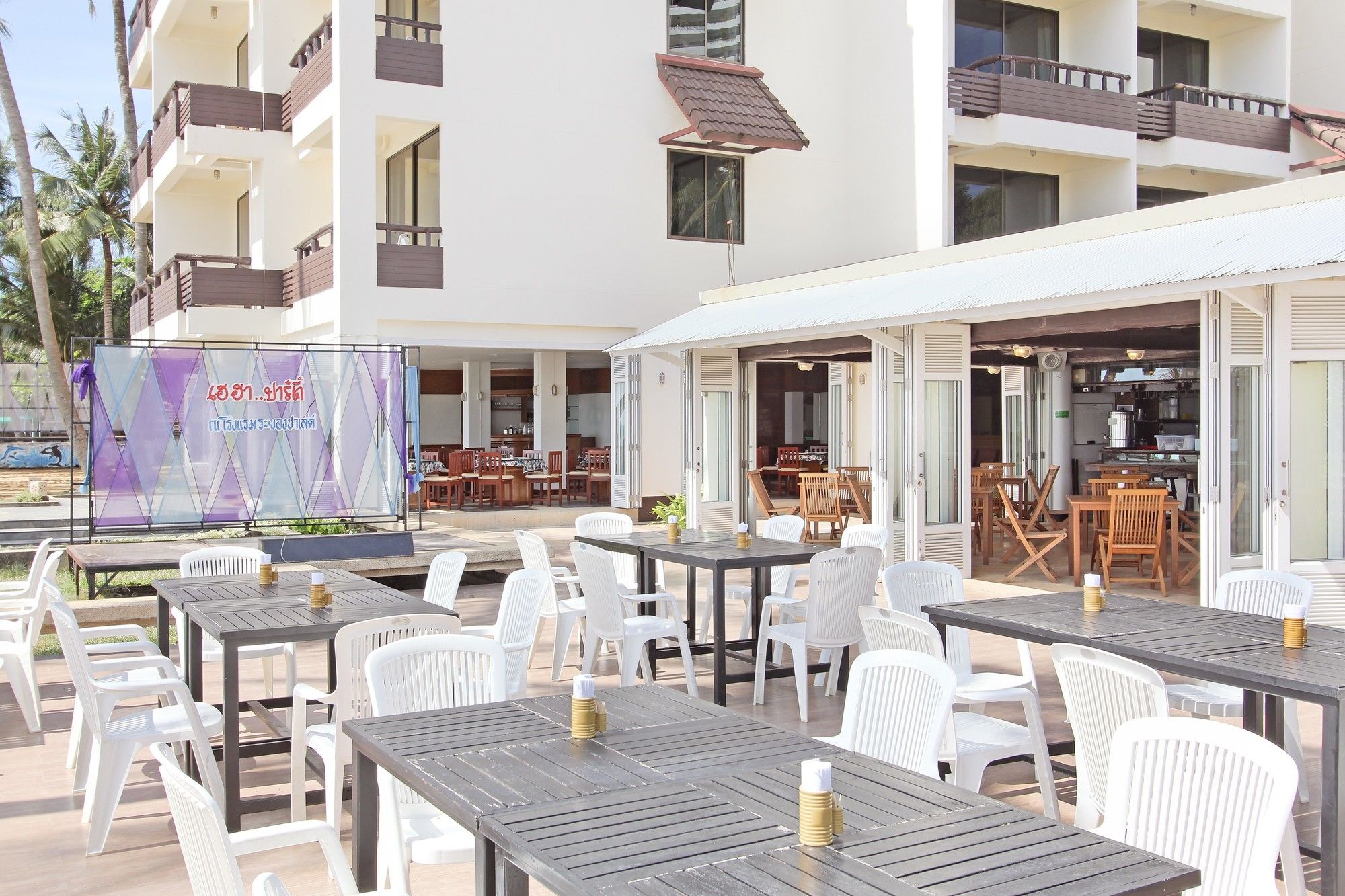 Rayong Chalet Hotel And Resort Клаенг Экстерьер фото